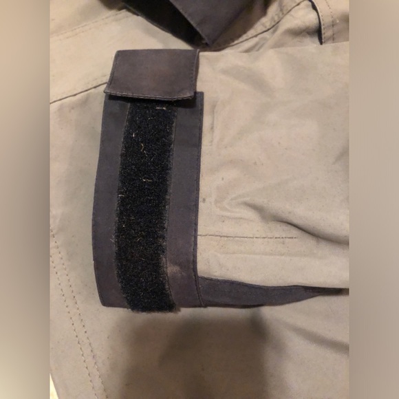 Viking Tempest Waterproof Windproof Rain Jacket Women’s Size Small - Picture 13 of 16